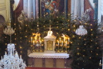 výzdoba hlavního oltáře z kůru