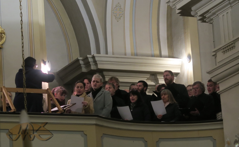 zní Verdiho sbor Židů