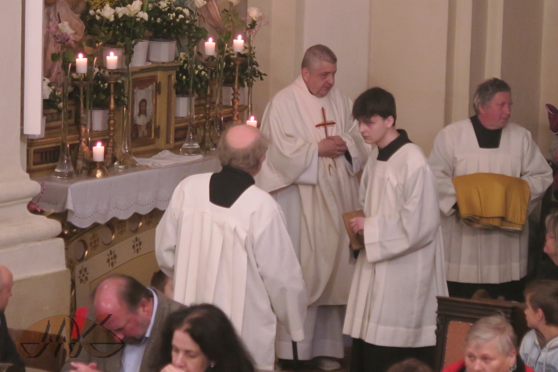 svatostánek zavřen