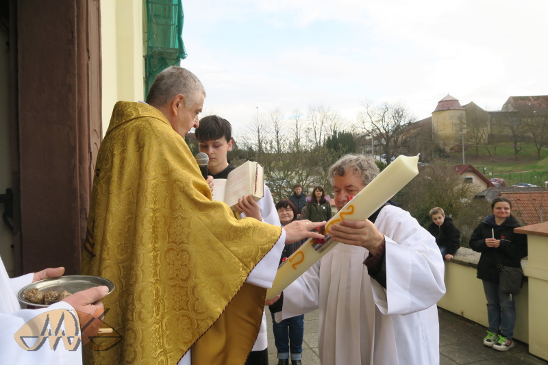 Kristus je Pán věků...